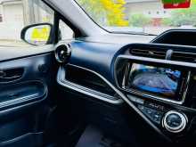 https://riyasewana.com/uploads/toyota-toyota-aqua-27122322895.jpg