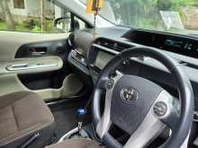 https://riyasewana.com/uploads/toyota-toyota-aqua-3083919764.jpg