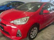 https://riyasewana.com/uploads/toyota-toyota-aqua-454050962.jpg