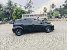 https://riyasewana.com/uploads/toyota-toyota-aqua-46554722543.jpg