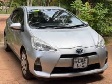 Toyota Aqua S GRADE 2014 Car