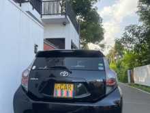 Toyota Aqua S GRED 2014 Car