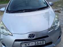 Toyota Aqua S Limited 2012 Car