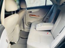 https://riyasewana.com/uploads/toyota-toyota-axio-216395717035.jpg