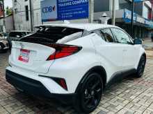 https://riyasewana.com/uploads/toyota-toyota-ch-r-261102424493.jpg