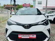 https://riyasewana.com/uploads/toyota-toyota-ch-r-261102424772.jpg