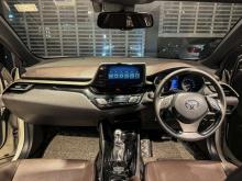 https://riyasewana.com/uploads/toyota-toyota-chr-19937186225.jpg