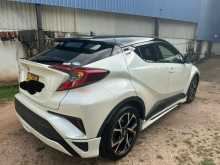 https://riyasewana.com/uploads/toyota-toyota-chr-2018-29104512464.jpg
