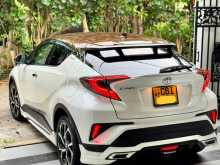 https://riyasewana.com/uploads/toyota-toyota-chr-2019-3020413212053.jpg