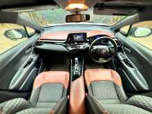 https://riyasewana.com/uploads/toyota-toyota-chr-2019-3020413212874.jpg