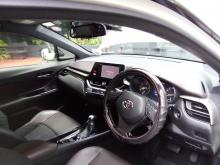 https://riyasewana.com/uploads/toyota-toyota-chr-252561517016.jpg