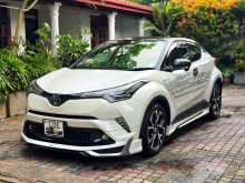 Toyota CHR NHX 10 2018 SUV