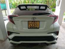 https://riyasewana.com/uploads/toyota-toyota-chr-311220234162.jpg