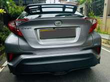 https://riyasewana.com/uploads/toyota-toyota-chr-31606464302.jpg