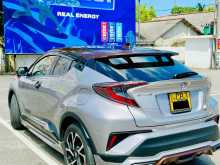 https://riyasewana.com/uploads/toyota-toyota-chr-716195822593.jpg