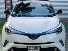 Toyota CHR NGX50 2018 SUV