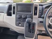 https://riyasewana.com/uploads/toyota-toyota-commuter-2025-30374312663.jpg
