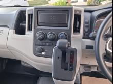 https://riyasewana.com/uploads/toyota-toyota-commuter-30385717446.jpg