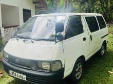 Toyota CR27 1993 Van