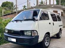 Toyota Lotto CR27 1995 Van