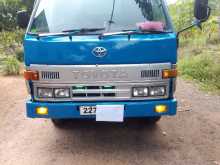 Toyota Dyna 1999 Lorry