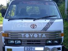Toyota Dyna 1999 Lorry