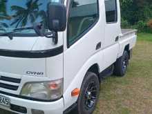 https://riyasewana.com/uploads/toyota-toyota-dayna-121605094402.jpg