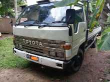 Toyota Dyna 1985 Lorry