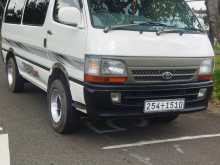 Toyota Dolphin 1994 Van