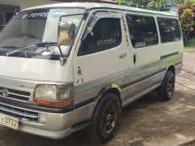 https://riyasewana.com/uploads/toyota-toyota-dolphin-17734324813.jpg