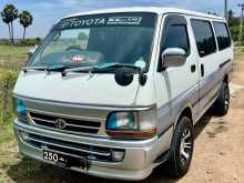 Toyota DOLPHIN HIACE LONG LH113 1993 Van