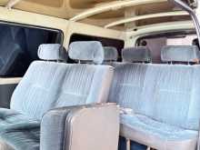 https://riyasewana.com/uploads/toyota-toyota-dolphin-1990-1513564512314.jpg