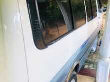 https://riyasewana.com/uploads/toyota-toyota-dolphin-1992-119512012153.jpg