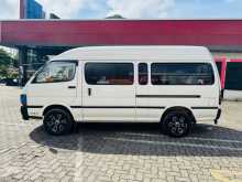 https://riyasewana.com/uploads/toyota-toyota-dolphin-252000284653.jpg