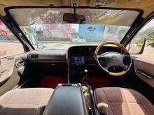 https://riyasewana.com/uploads/toyota-toyota-dolphin-292330216144.jpg