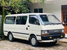 Toyota Dolphin 1993 Van