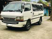 Toyota Dolphin LH113 Long 1993 Van