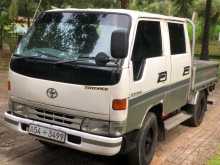 Toyota Dyna 1989 Crew Cab