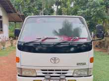 https://riyasewana.com/uploads/toyota-toyota-dyna-1984-269011412622.jpg