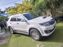 Toyota Fortuner 2013 SUV