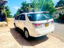 https://riyasewana.com/uploads/toyota-toyota-fortuner-2013-411294312662.jpg