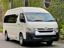 https://riyasewana.com/uploads/toyota-toyota-gdh-117563617926.jpg