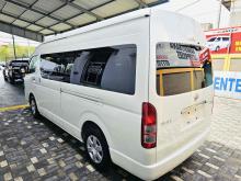 https://riyasewana.com/uploads/toyota-toyota-gdh-1619305624741.jpg