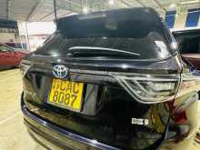 https://riyasewana.com/uploads/toyota-toyota-harier-1313315722272.jpg