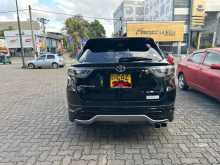 https://riyasewana.com/uploads/toyota-toyota-harrier-13114559683.jpg