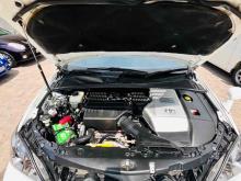 https://riyasewana.com/uploads/toyota-toyota-harrier-167100724632.jpg