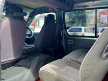 https://riyasewana.com/uploads/toyota-toyota-hiace-1515582322093.jpg