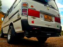 Toyota HIACE LH102 1991 Van