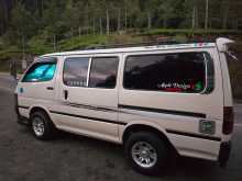 https://riyasewana.com/uploads/toyota-toyota-hiace-1994-3121074612043.jpg
