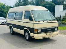 Toyota Hiace LH61 1989 Van